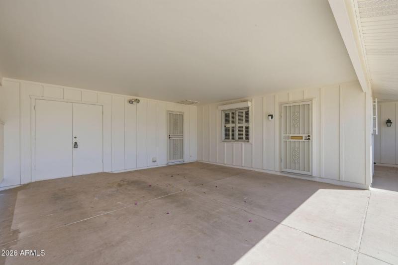 Carport w' Kitchen Entry