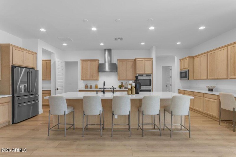 014_21-web-or-mls-061_a4m_ap_740