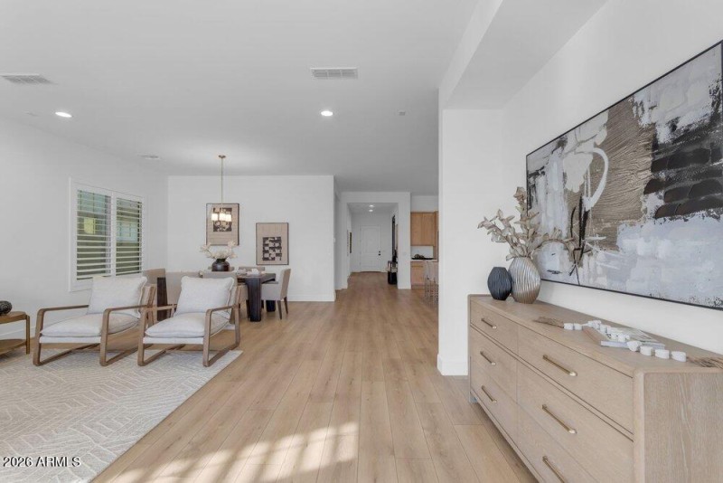 031_43-web-or-mls-127_a4m_ap_197