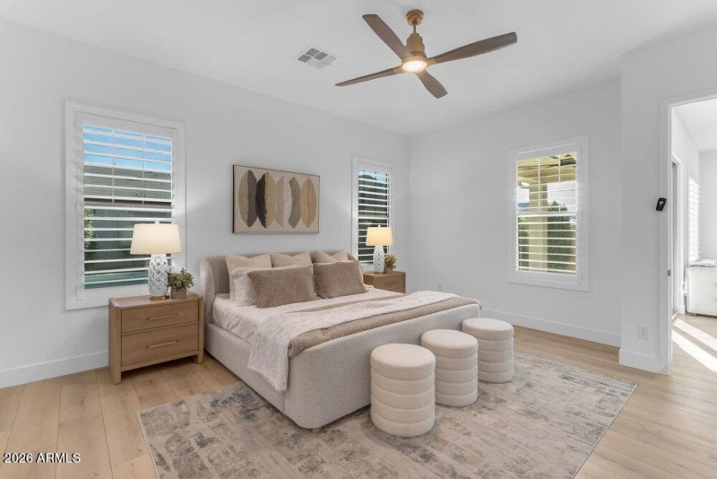 034_56-web-or-mls-166_a4m_ap_107