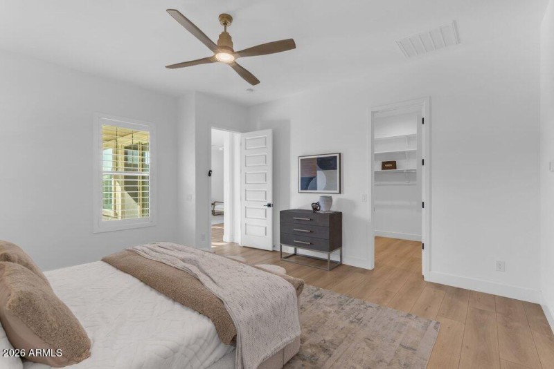 035_57-web-or-mls-169_a4m_ap_924