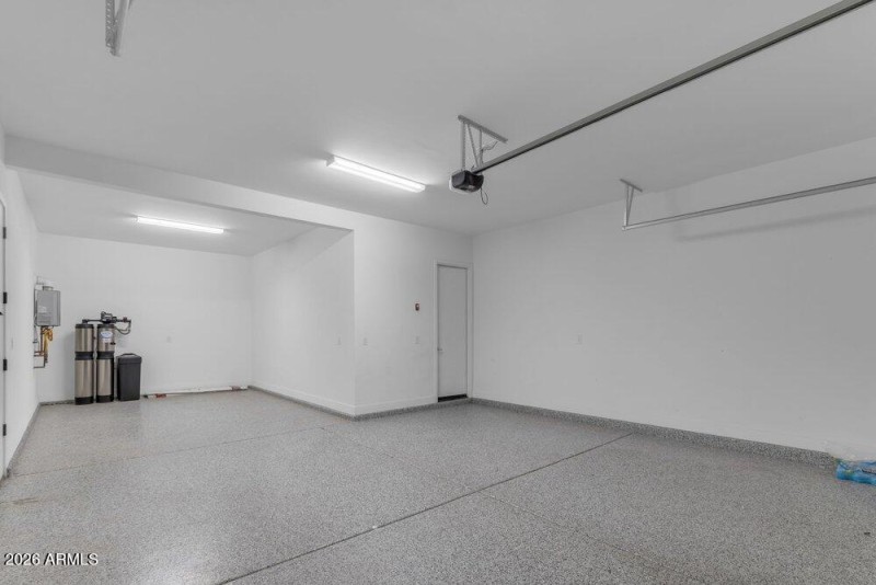 047_32-web-or-mls-094_a4m_ap_153