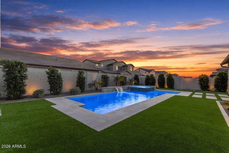 052_91-web-or-mls-509_a4m_tw_58