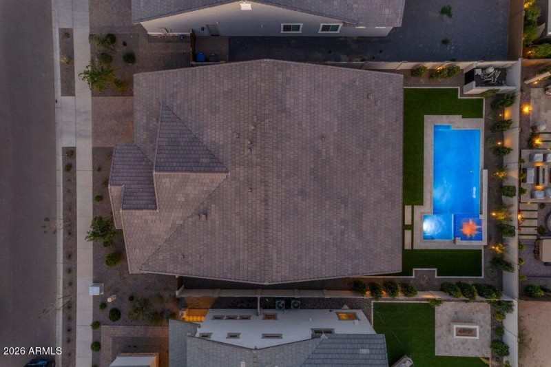 053_101-web-or-mls-542_a4m_tw_434