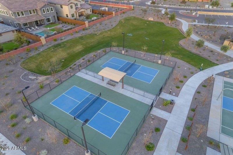 058_83-web-or-mls-247_a4m_ap_617