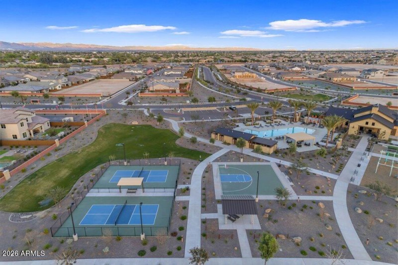 059_79-web-or-mls-235_a4m_ap_467