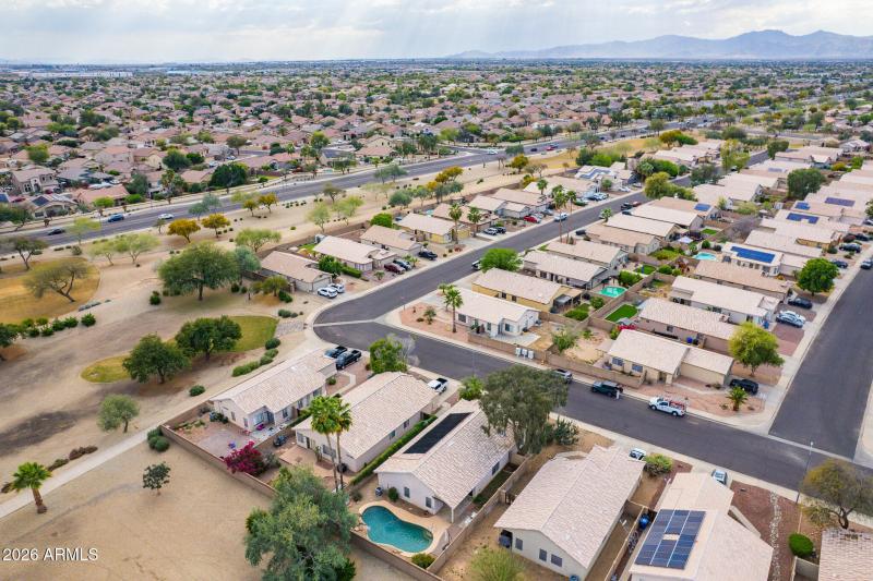 7Suprise 3bed 2bath 15551 N Lasso DR Wat