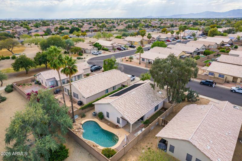 8Suprise 3bed 2bath 15551 N Lasso DR Wat