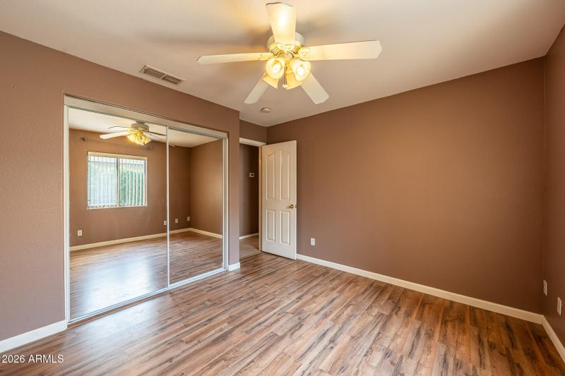 25Suprise 3bed 2bath 15551 N Lasso DR Wa