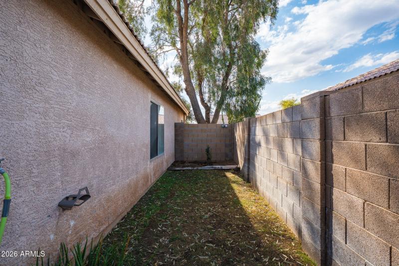 39Suprise 3bed 2bath 15551 N Lasso DR Wa