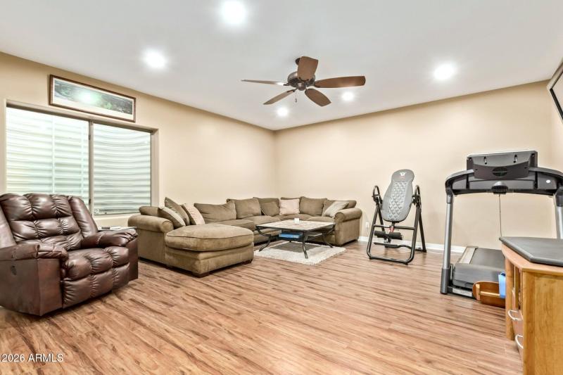 Bonus room - 2nd living room