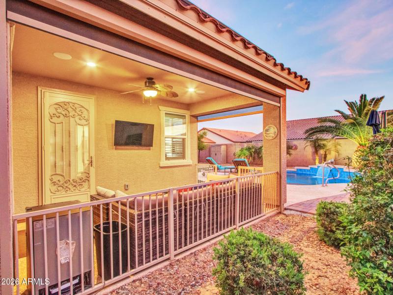 01-Evening_Covered-pati0-(3)