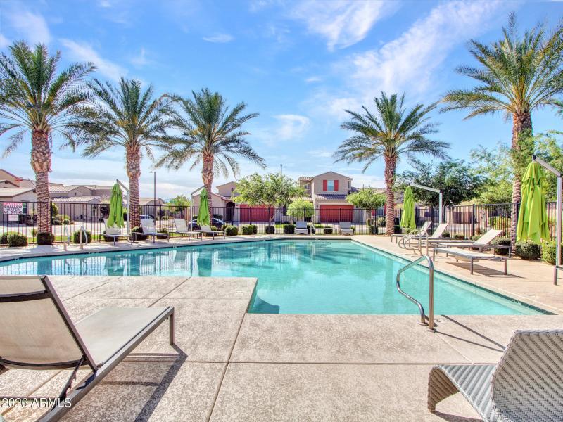 18-Community-pool-(1)