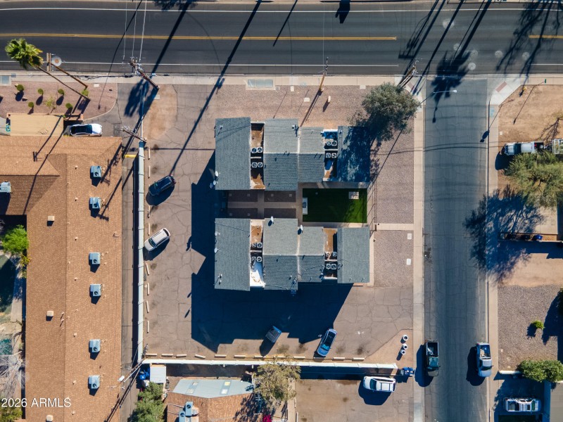 1st Ave Apartments-8