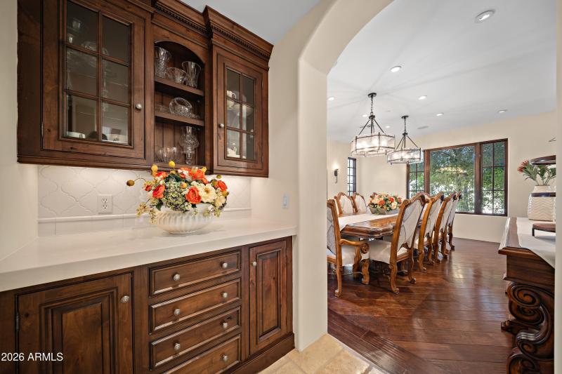 Lovely Butler Pantry