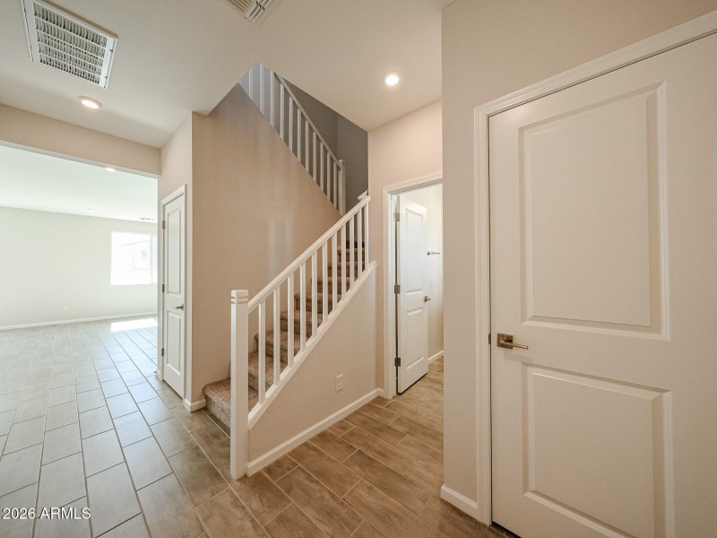 05_Lanner-Superstition-Vistas_Apache-Jun