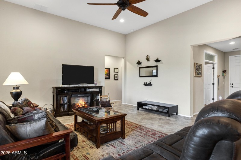 42186 W Cribbage Rd-17