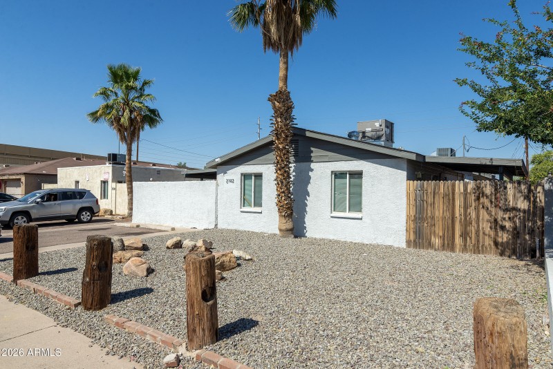 2142_Taylor_MLS_0042