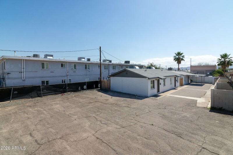 2142_Taylor_MLS_0032