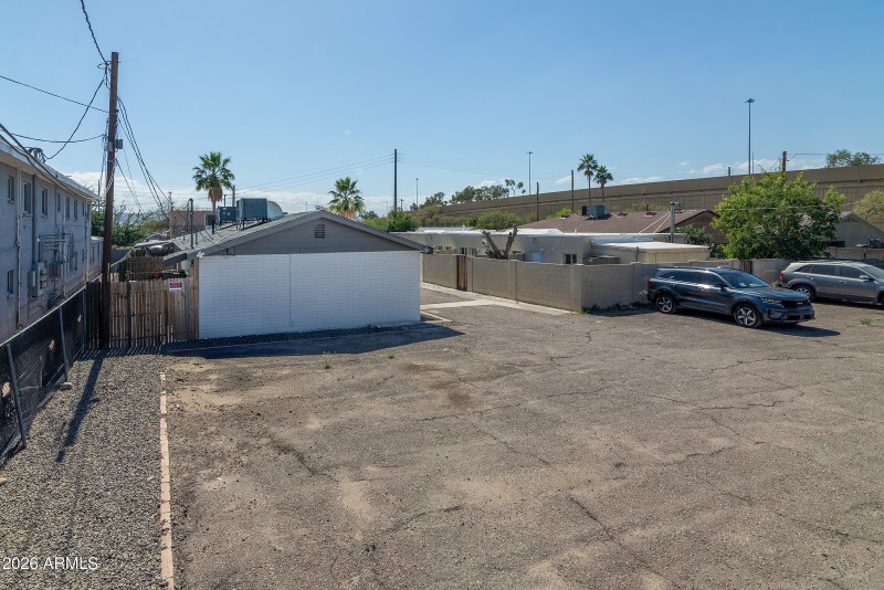 2142_Taylor_MLS_0033