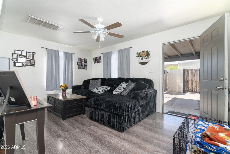 2142_Taylor_MLS_0020