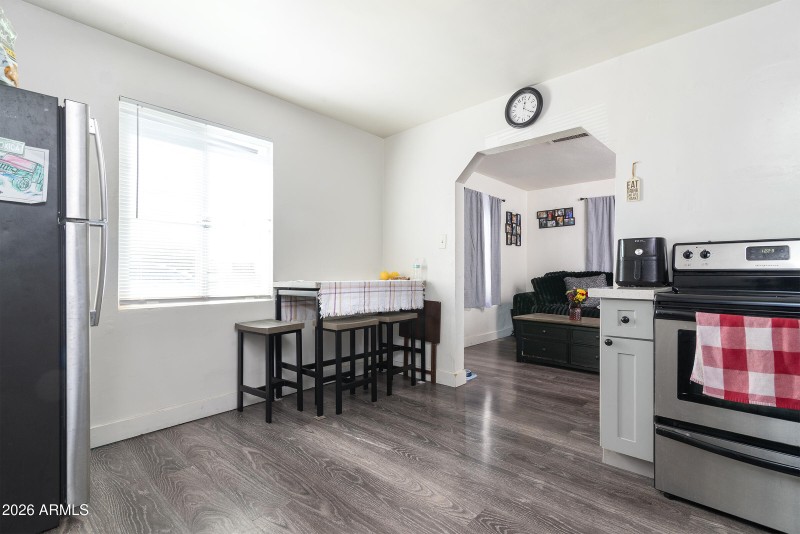 2142_Taylor_MLS_0017