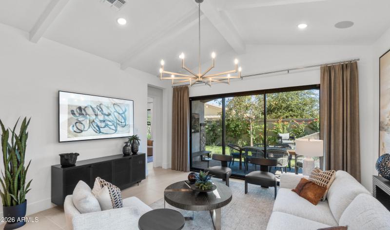 194220_Viviendo_Cork_Great Room_Loft_Pal