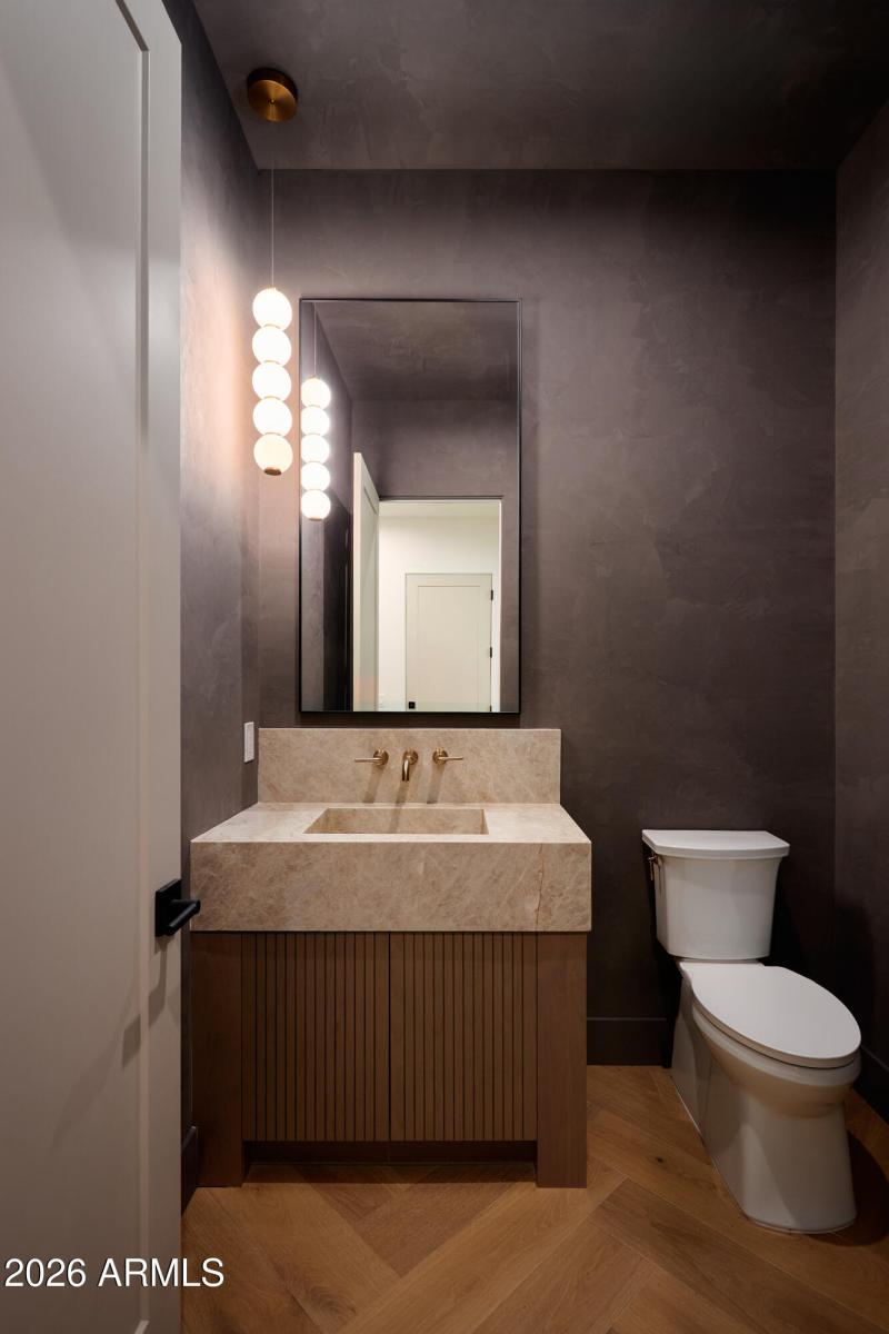 PropertyImageCo_2901EPiersonSt_WEB_1