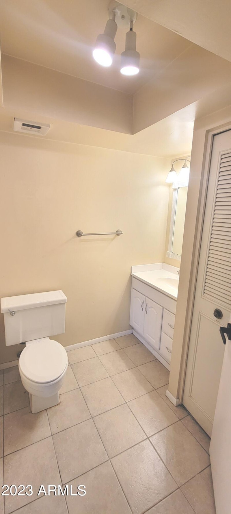 83rd Guest Bath Down