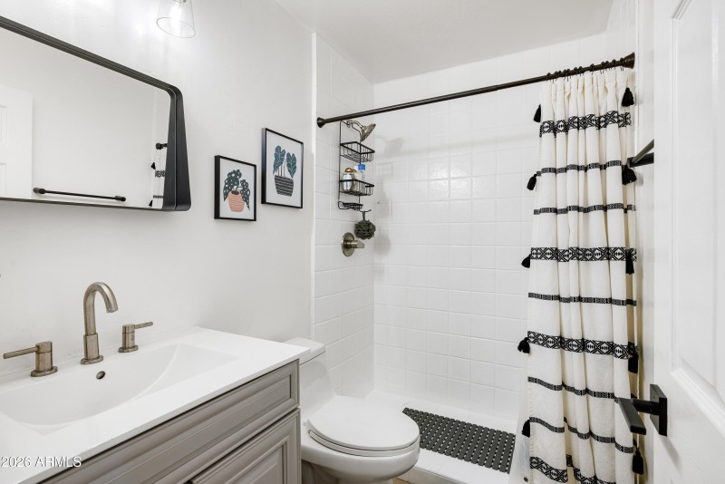 Second_Master_Bathroom