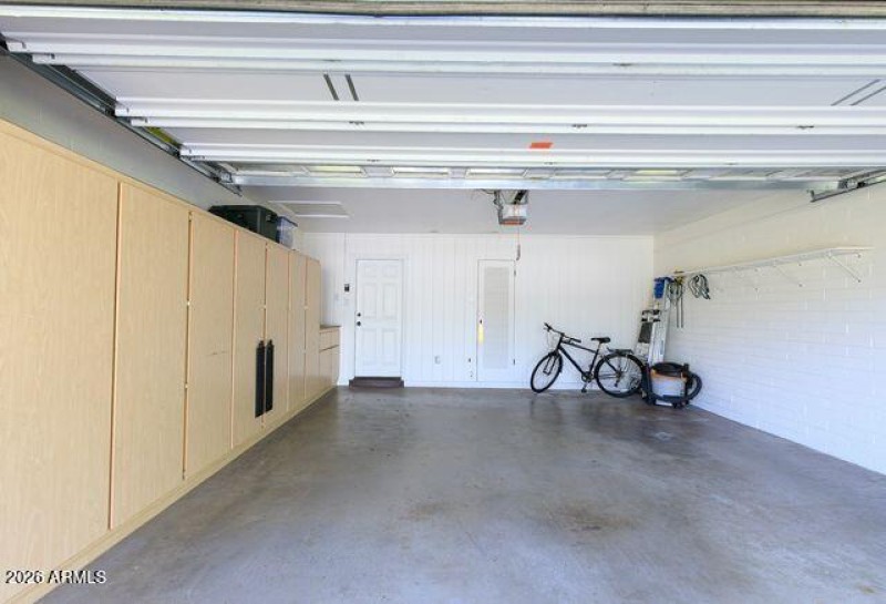 1109 Frier Pic- Garage