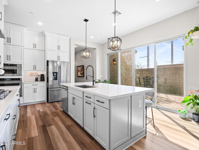 12-web-or-mls-1862 N 141st Ave-12