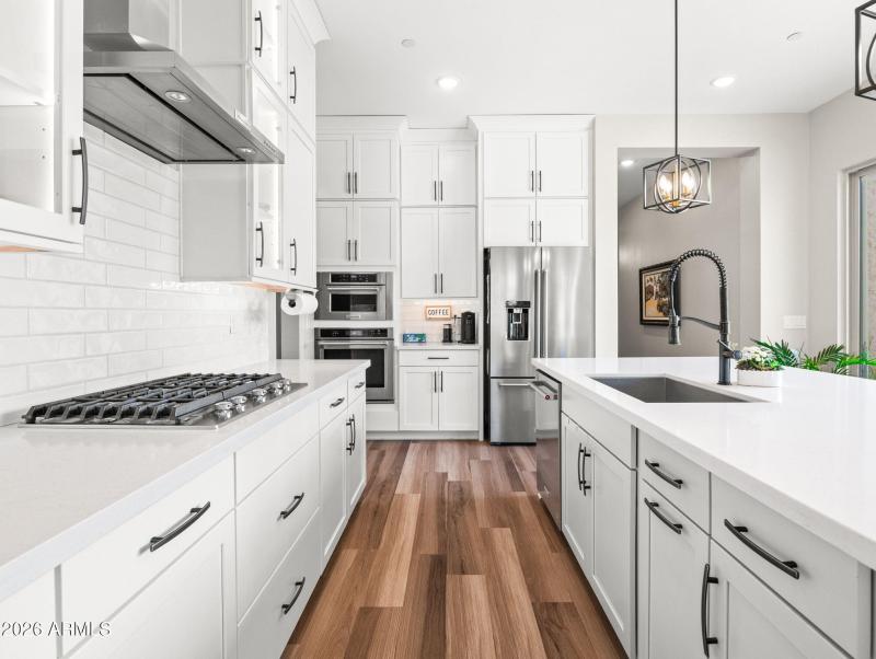 14-web-or-mls-1862 N 141st Ave-14