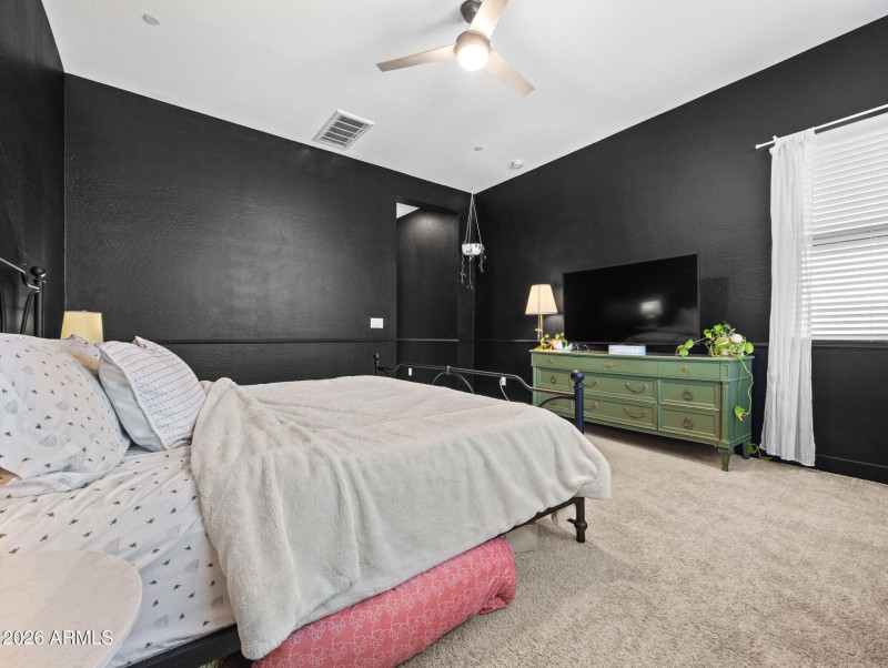 23-web-or-mls-1862 N 141st Ave-26