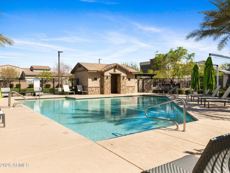 32-web-or-mls-1862 N 141st Ave-32