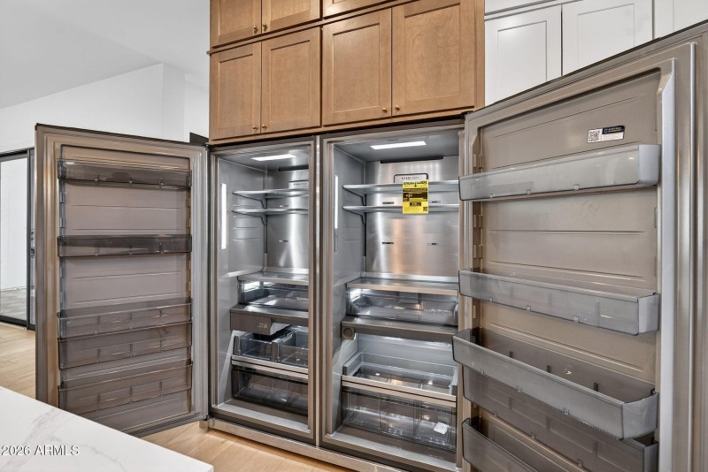 23-web-or-mls-526818 N 13th St