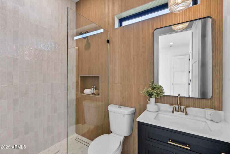 43-web-or-mls-166818 N 13th St