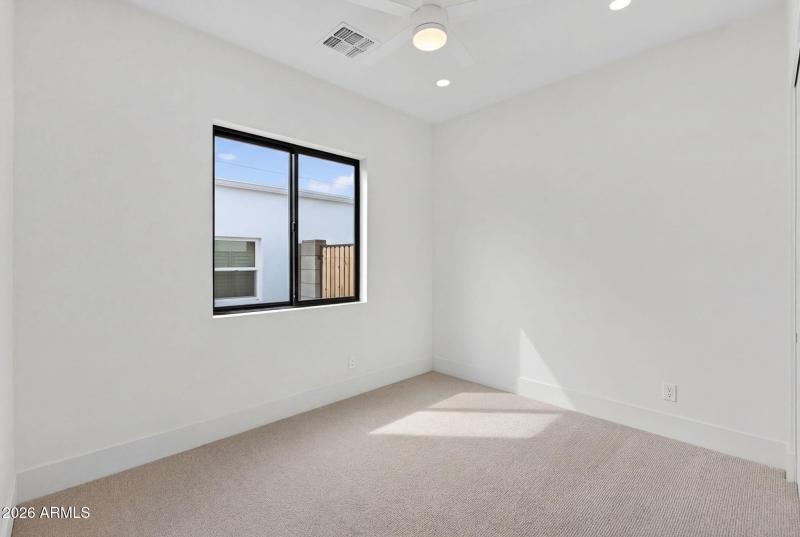 47-web-or-mls-086818 N 13th St