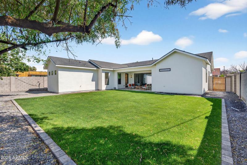 54-web-or-mls-556818 N 13th St