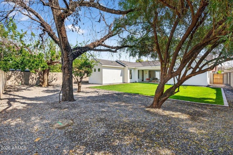 57-web-or-mls-546818 N 13th St