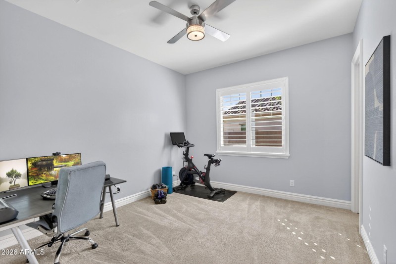 29-web-or-mls-21E Mead Dr