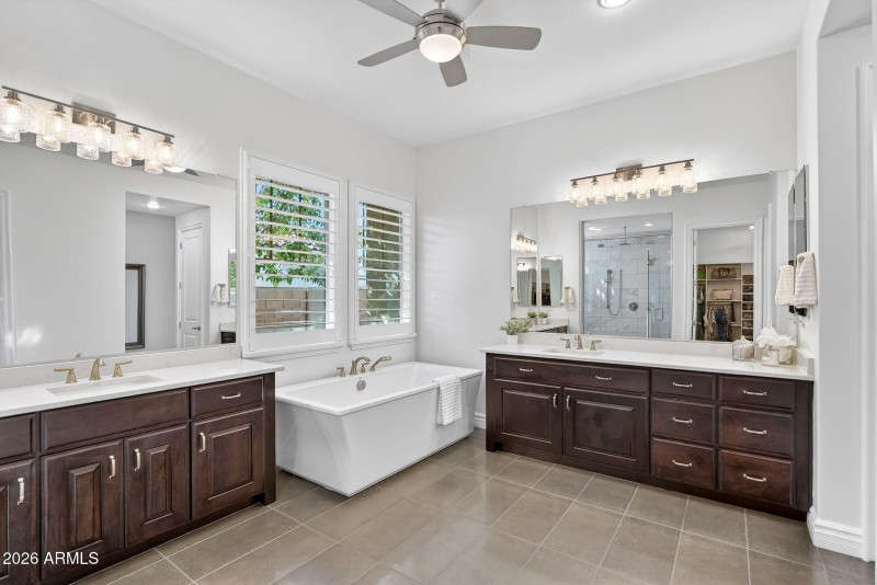 40-web-or-mls-40E Mead Dr