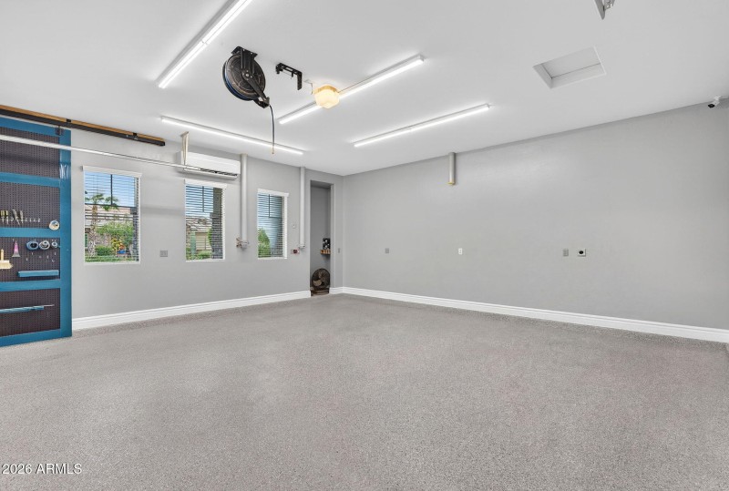 62-web-or-mls-85E Mead Dr