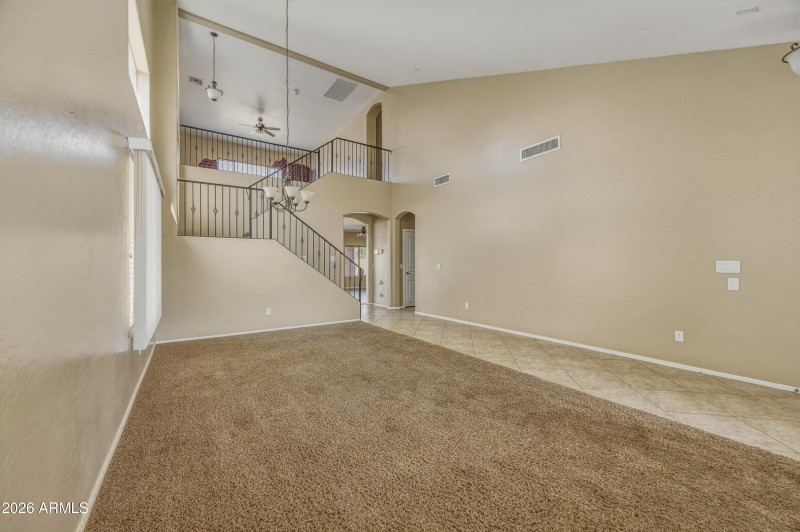 44534 Vineyard St-105