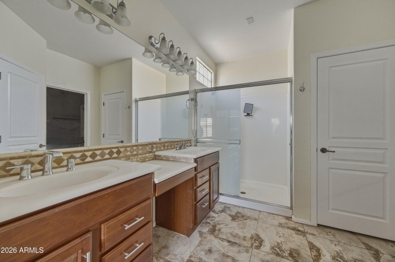 44534 Vineyard St-119