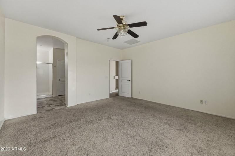 44534 Vineyard St-124