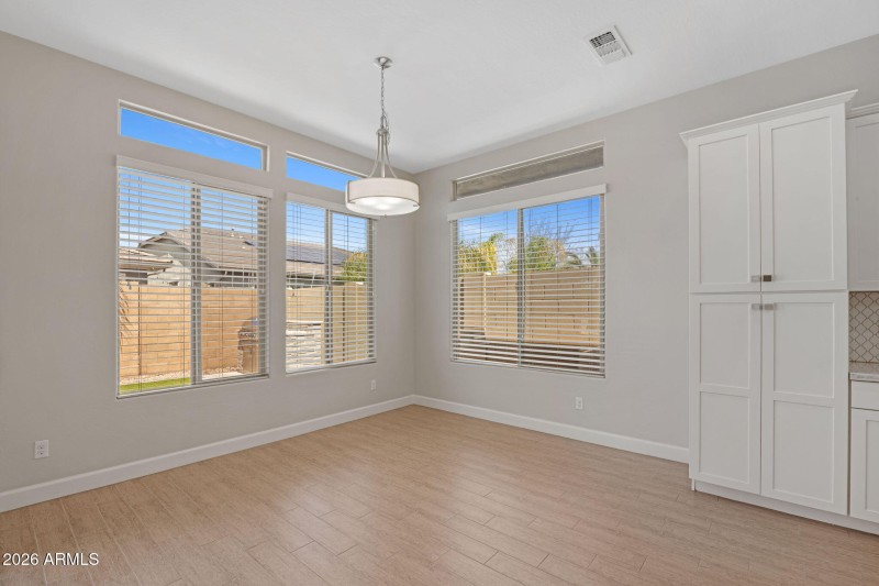 15-web-or-mls-2860-e-pinto-dr