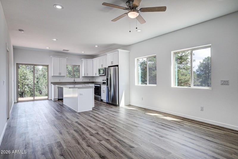 20251030024052360626000000-o