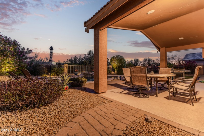 4443 E Morning Vista Ln