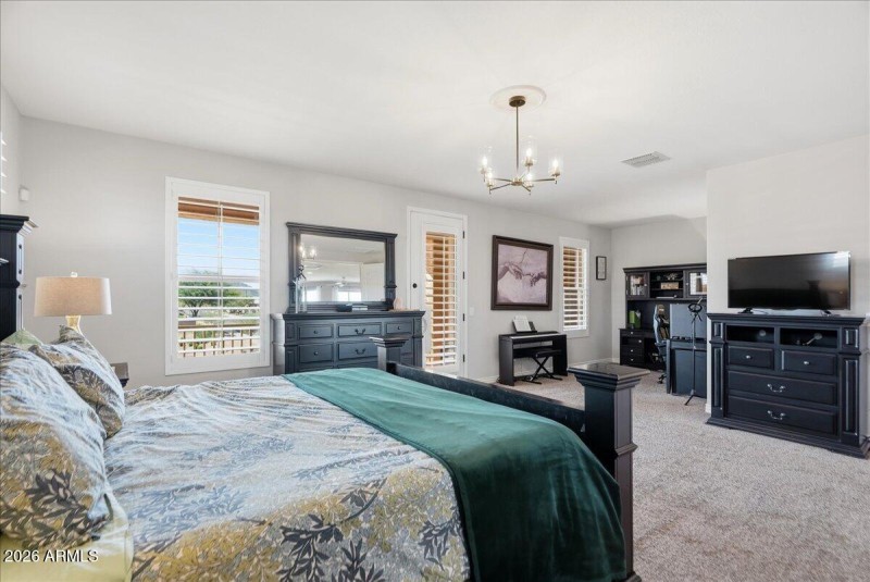 34-2486 E Lindrick Dr_RedHogMedia